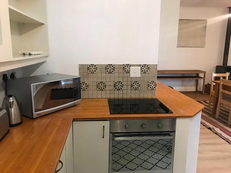 To Let 2 Bedroom Property for Rent in Tamboerskloof Western Cape